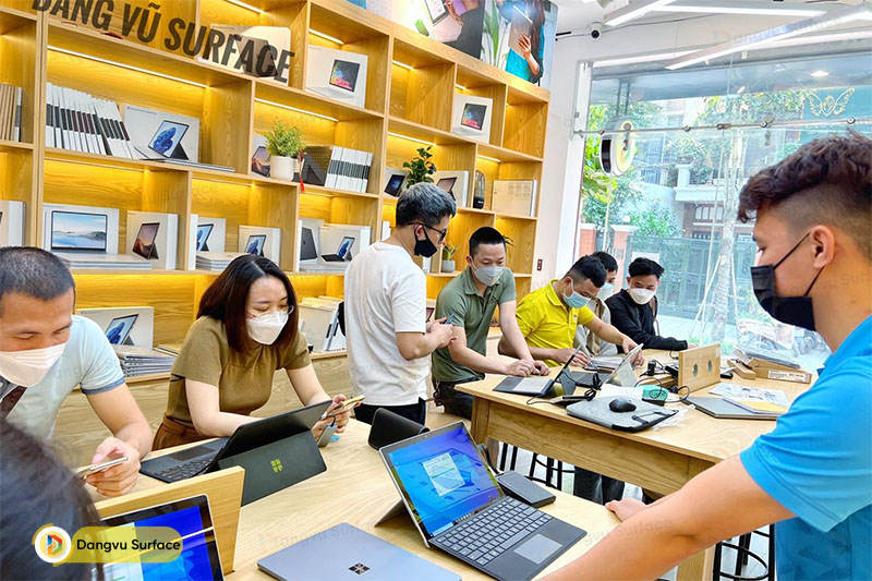 Đăng Vũ có đầy đủ cấu hình các loại Surface