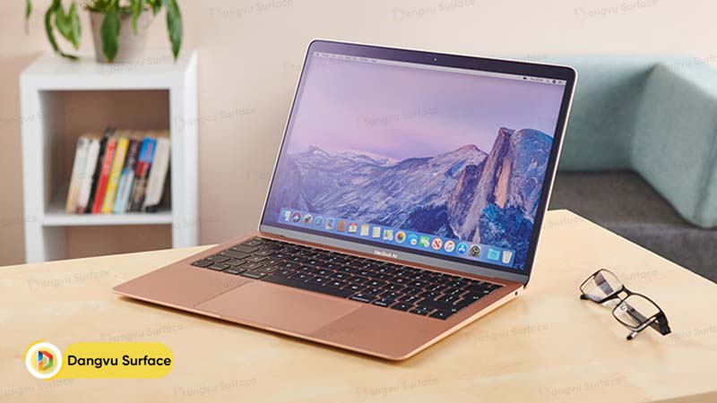 Macbook – Dòng Laptop chuyên về thiết kế