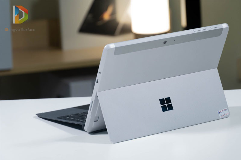 Cả 2 phiên bản của Surface Go 2 đều có mặt tại Đăng Vũ