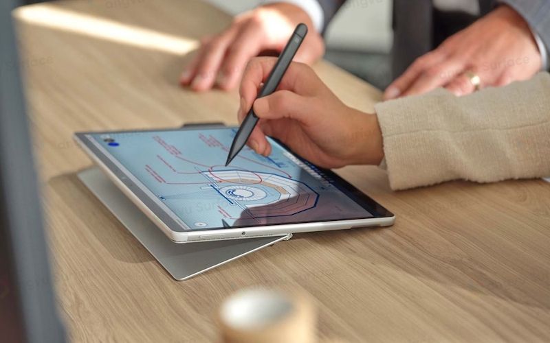 Cải thiện tốc độ khi bạn dùng bút Slim pen tương tác trực tiếp, bởi độ trễ mực sẽ rất khó phát hiện được