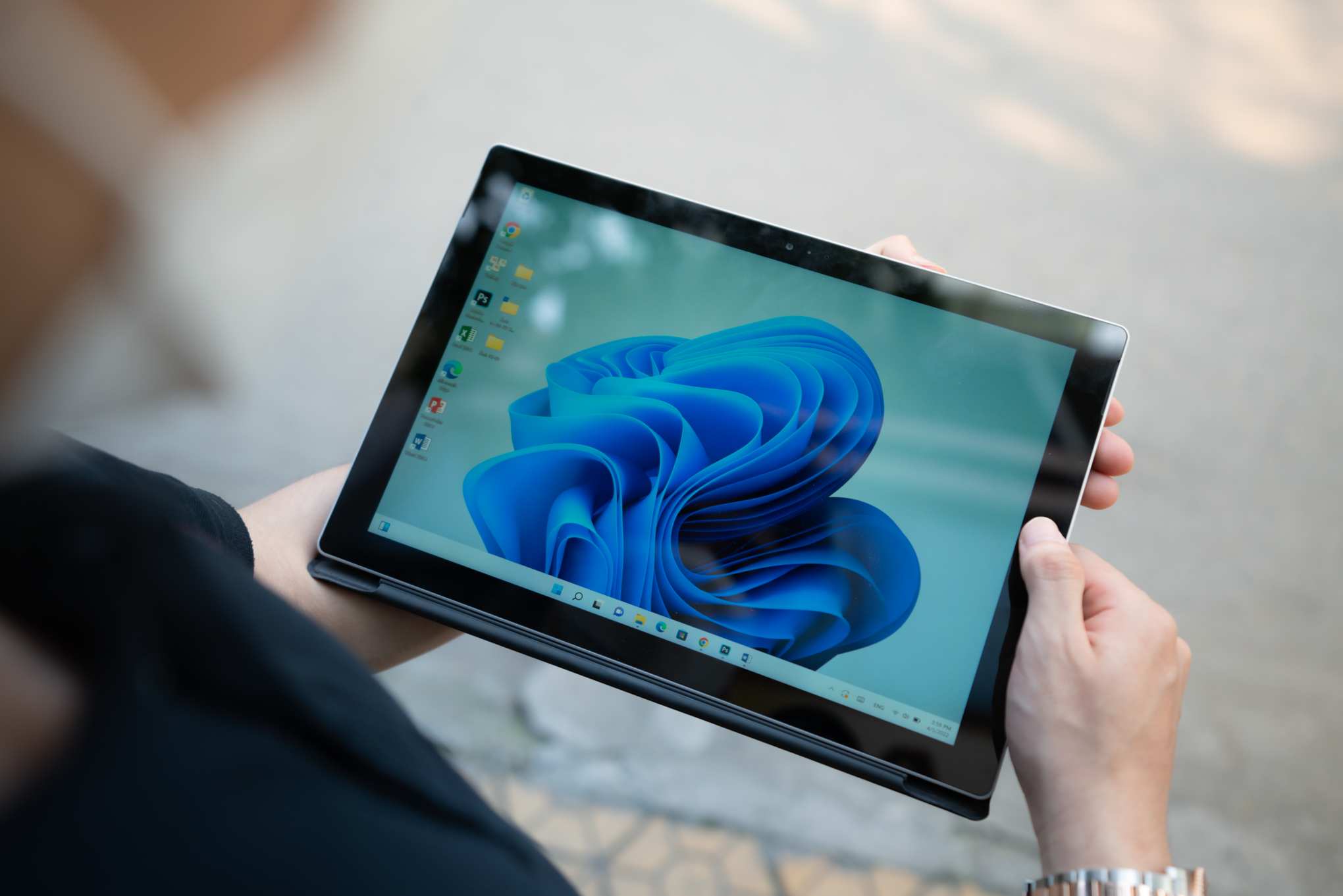 Pro 3 được Microsoft trang bị màn hình 12 inch công nghệ Cleartype Full HD