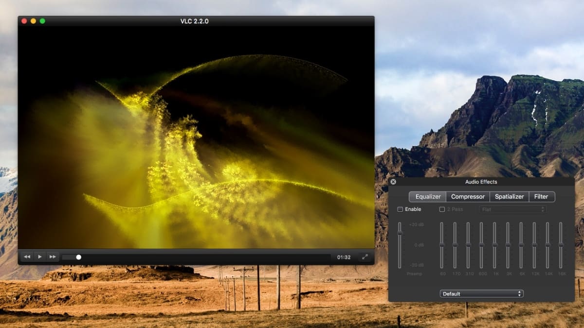 Xem video có phụ đề riêng, cho phép tăng giảm độ sáng, xoay video