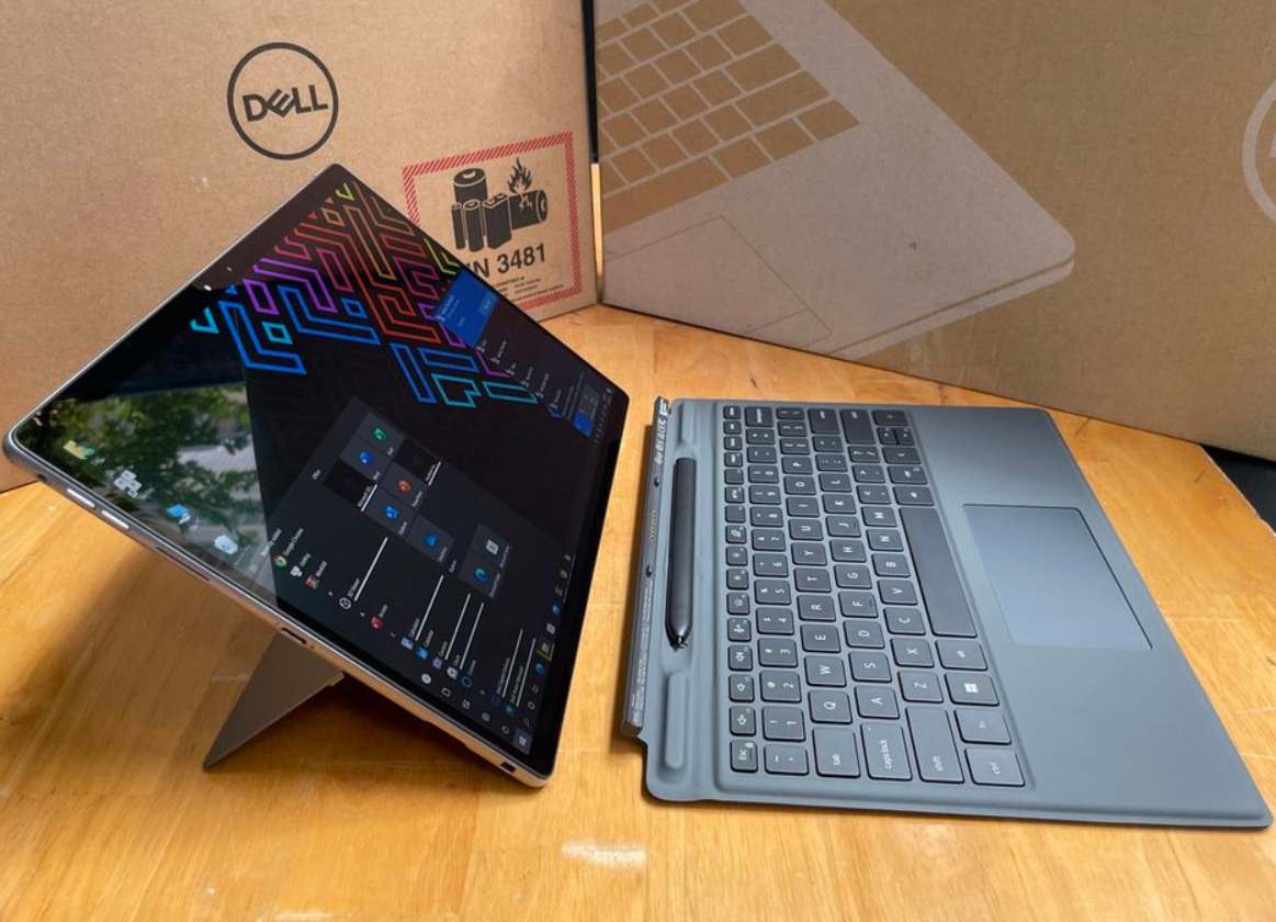 Latitude 7320 Detachable có thiết kế chuẩn máy tính lai tablet như dòng Surface Pro