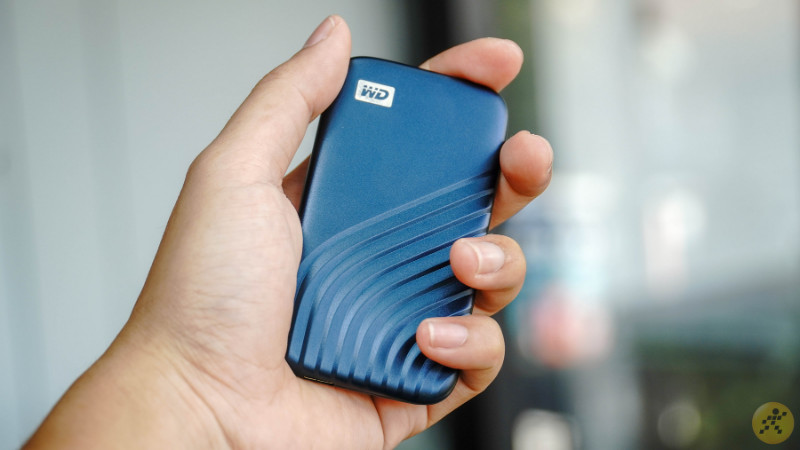 Nếu so sánh một các chuẩn chỉ, chắc WD SSD chỉ bằng 1/3 ổ cứng thường với mức dung lượng như nhau