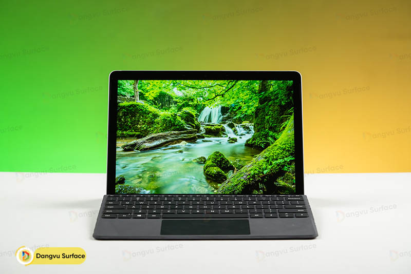 Surface Go 3 là một chiếc laptop tầm trung ấn tượng, phù hợp cho học sinh - sinh viên, nhân viên văn phòng