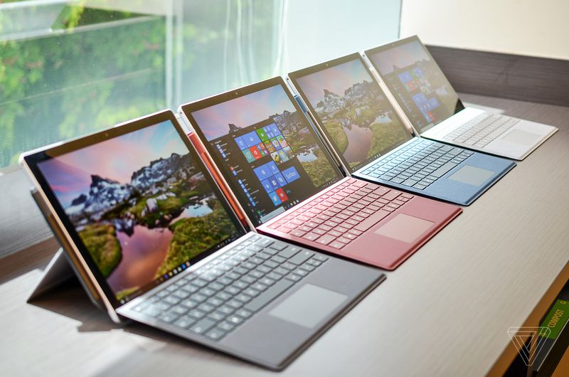 Ra mắt cùng chiếc máy tính lai Surface Pro 2017