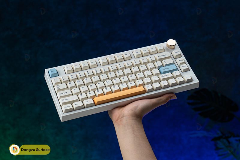 Hoàn toàn có thể sử dụng bàn phím rời cho Surface