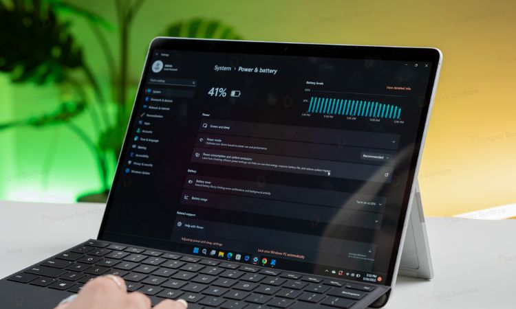 Ngắt nguồn sạc và cho Surface hoạt động cho đến khi pin xuống còn khoảng 5%