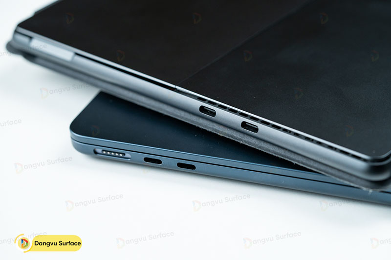 So sánh cổng kết nối Macbook Air M2 vs Surface Pro 9