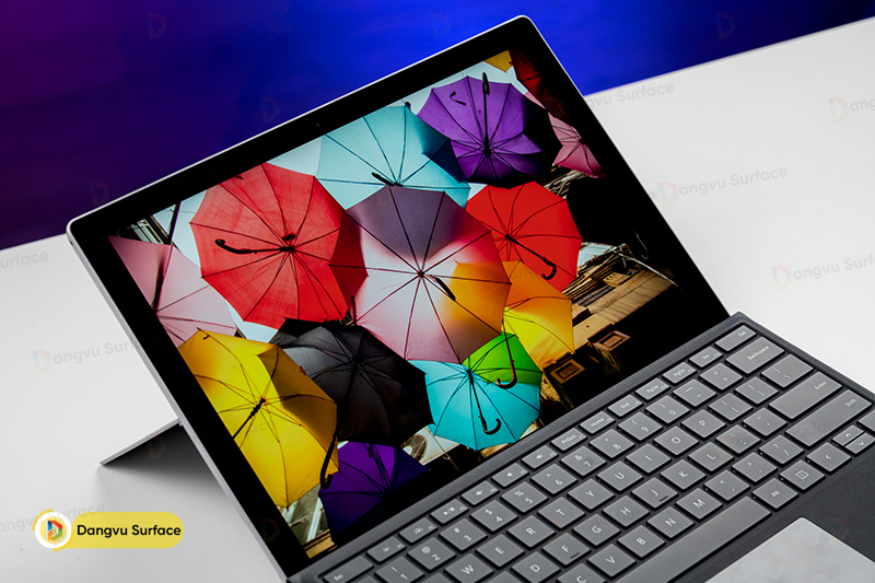 Surface Pro 7 Plus linh hoạt với nhiều chế độ