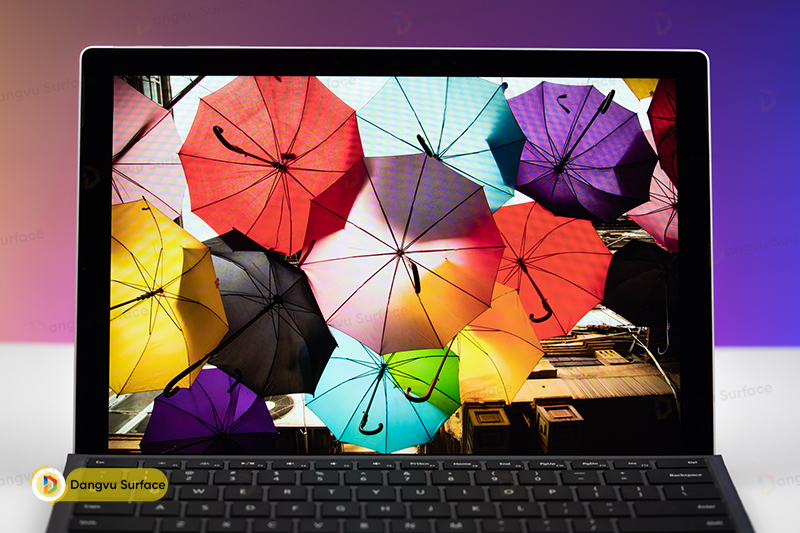 Surface Pro 7 Plus cũng cho trải nghiệm thị giác tốt