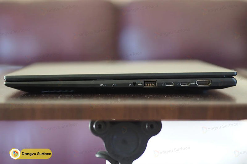 Cổng kết nối trên ASUS Vivobook 14X OLED (2023)