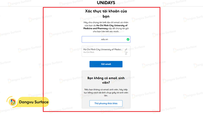 Nhập địa chỉ email được cung cấp bởi trường đại học