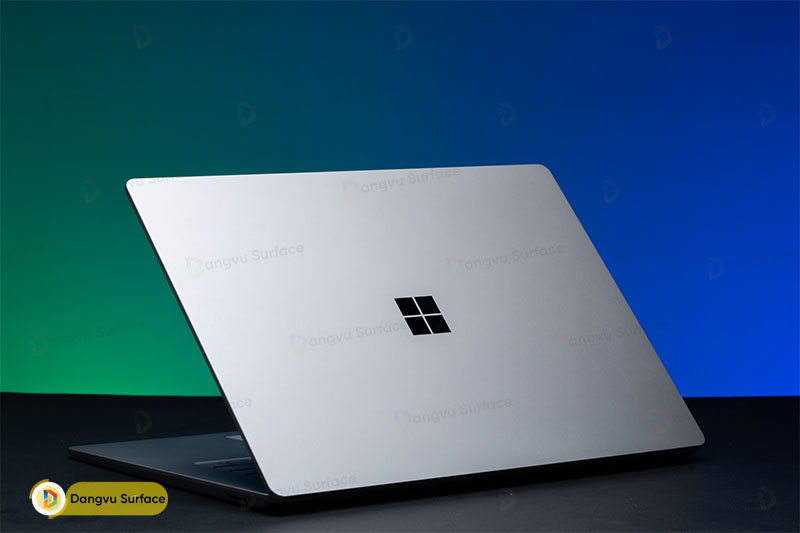 Surface laptop 5 15 inch