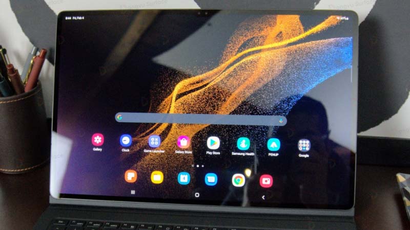 Samsung Galaxy Tab S8 Ultra chạy Android 12 và dùng One UI 4.1