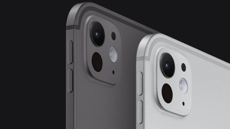 Máy vẫn có 3 cảm biến camera sau đó là 1 cảm biến camera 12MP ở góc chính