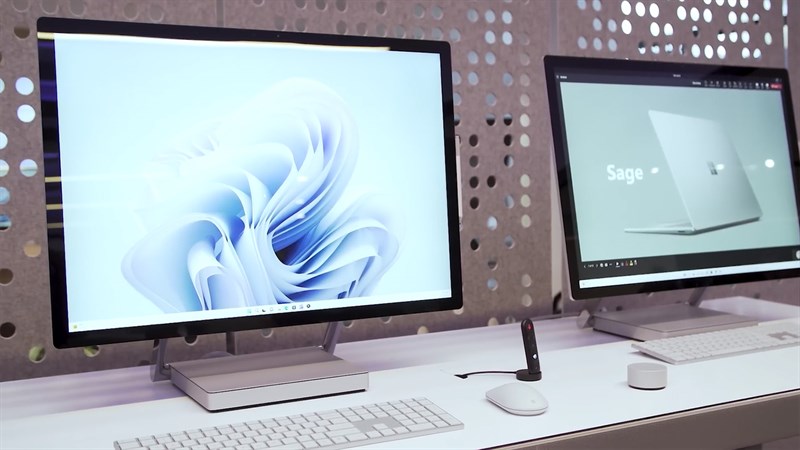 Surface Studio 2 plus vẫn sở hữu màn hình cảm ứng với kích thước 28”