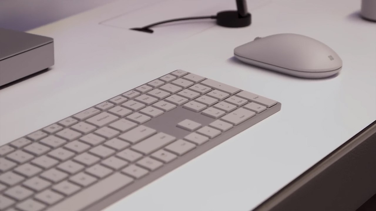 Bàn phím Surface Surface Studio 2 Plus đem tới sự thoải mái khi gõ cho người dùng