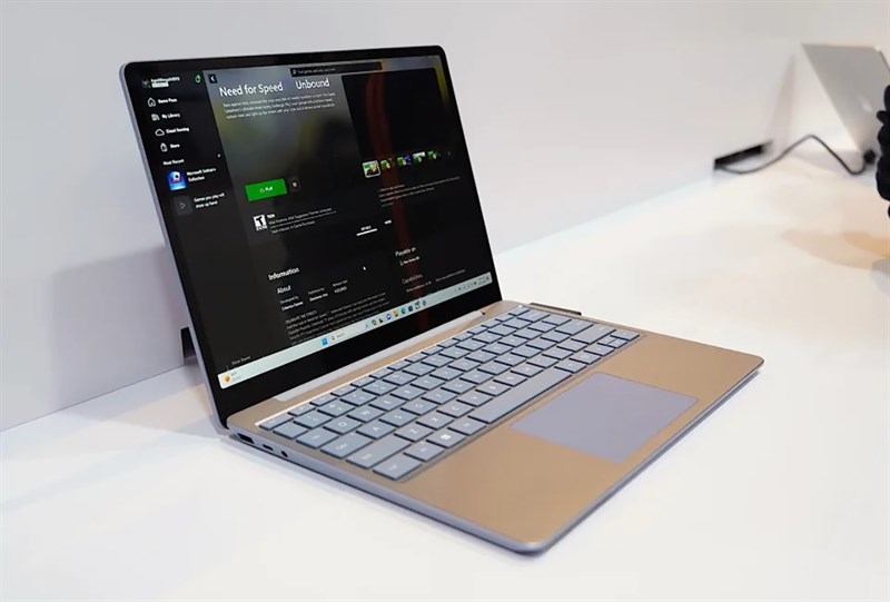 Surface Laptop Go 3 còn sở hữu thiết kế quạt tản nhiệt dành riêng cho bộ xử lý