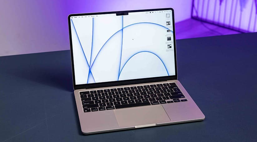 Hệ thống loa âm thanh trên thiết bị Air M2 vô cùng ổn