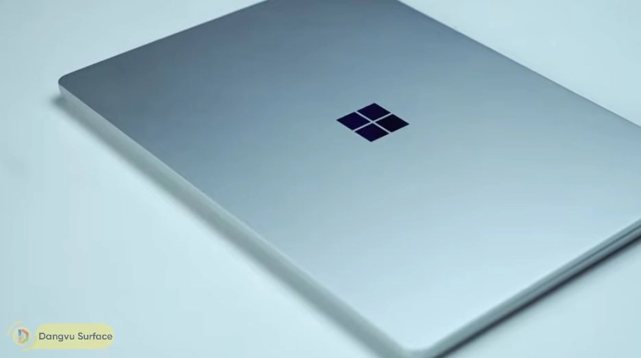 Laptop Surface Go 3 được Microsoft hoàn thiện bằng hợp kim nhôm cao cấp ở mặt A và C