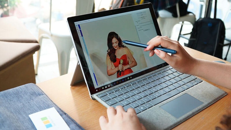 Surface Pen 2017 là kết quả của những nỗ lực thay đổi và cải tiến của các phiên bản Surface Pen trước đó