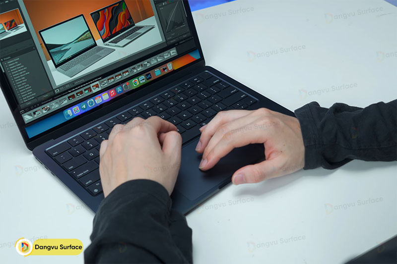 Đừng bỏ qua Macbook Air nếu bạn cần một laptop văn phòng 