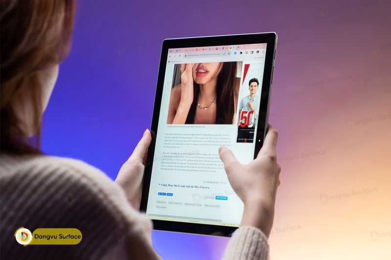 Màn hình Surface Pro 7 Plus hỗ trợ cảm ứng đa điểm
