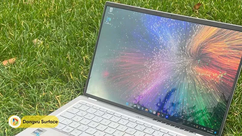 Acer Swift 3 2022 cũng có hiệu suất mạnh mẽ nhờ chip Intel i5 thế hệ 12 dòng P