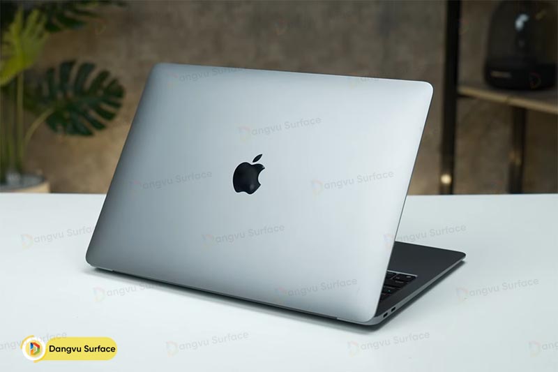 MacBook Air M1 2020 có ngoại hình cực kỳ ấn tượng