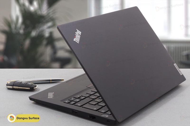Lenovo ThinkPad E14 Gen 3 R5 mang thiết kế đặc trưng của dòng ThinkPad