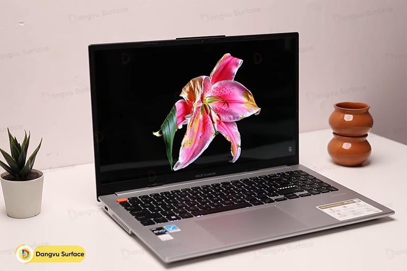 Ngoại hình cao cấp của Asus VivoBook S15