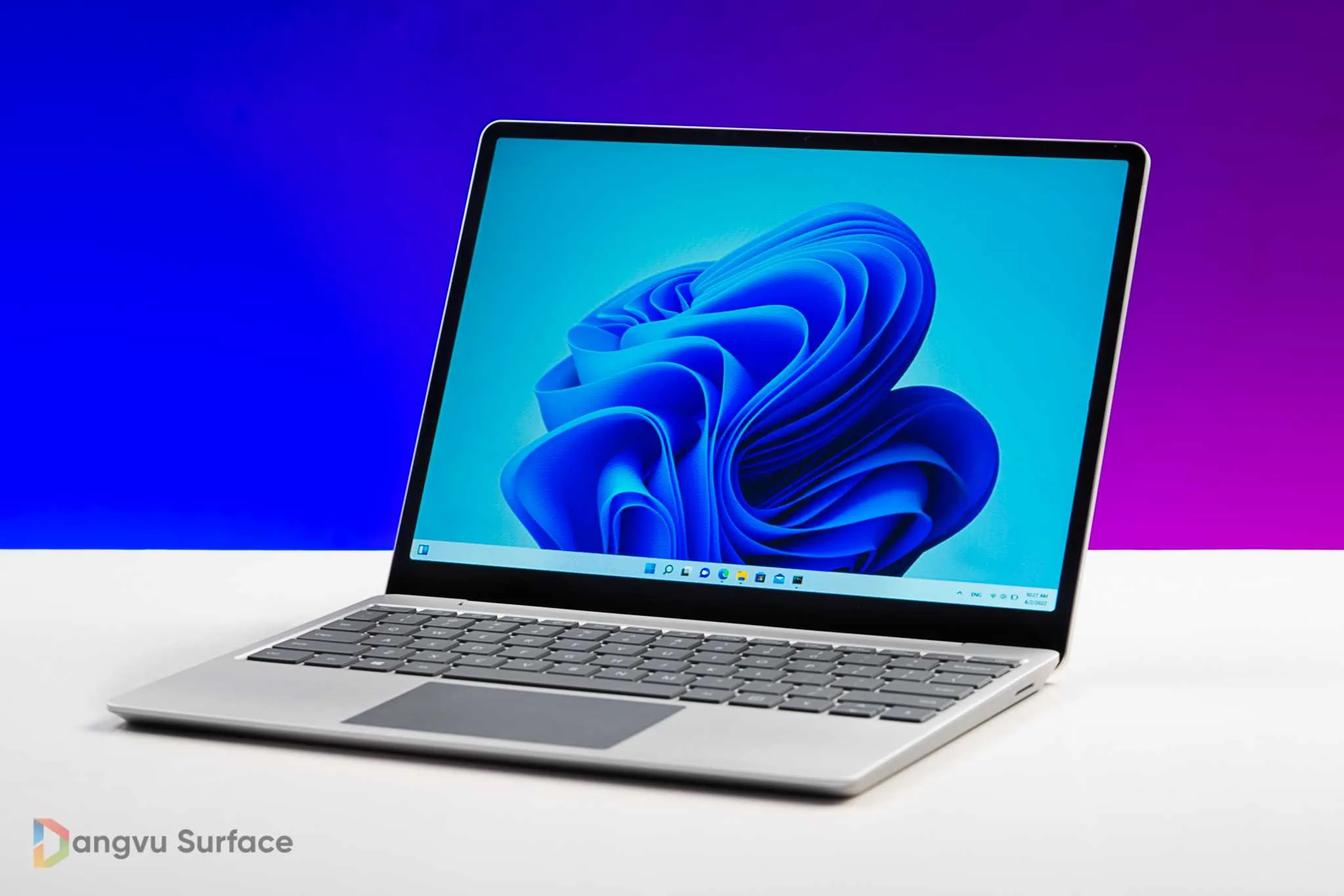 Màn hình Laptop Go 3 đạt màu sắc và độ sắc nét cao