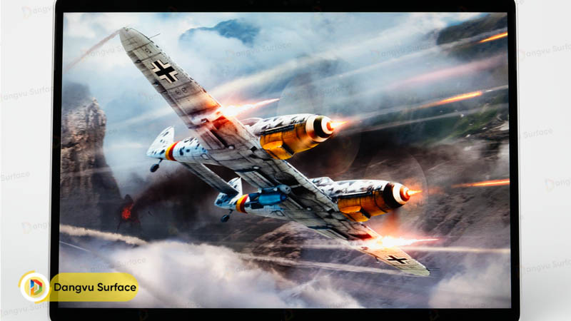 Pro 8 đạt tốc độ làm mới tới 120Hz, sẽ giúp xử lý mọi thứ trên màn hình nhanh hơn