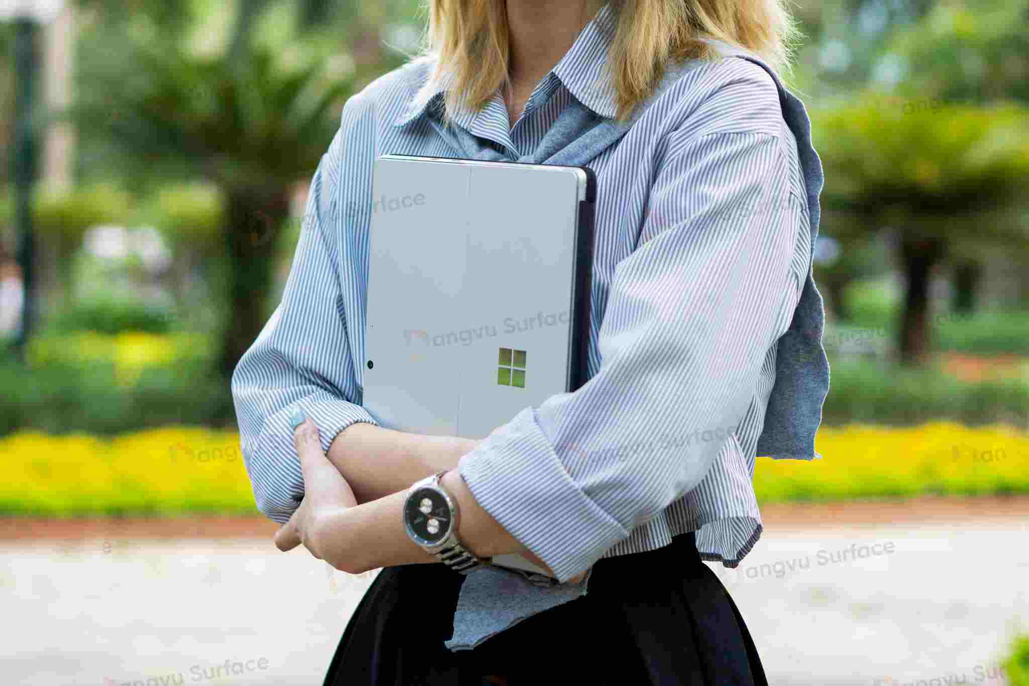 Pro 9 cũng là sản phẩm có tính di động cao