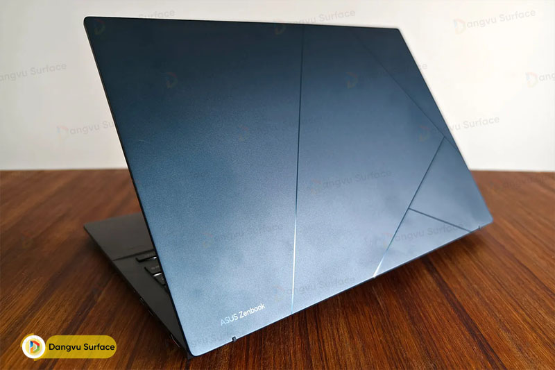 Asus Zenbook 14 OLED với thiết kế mặt lưng ấn tượng