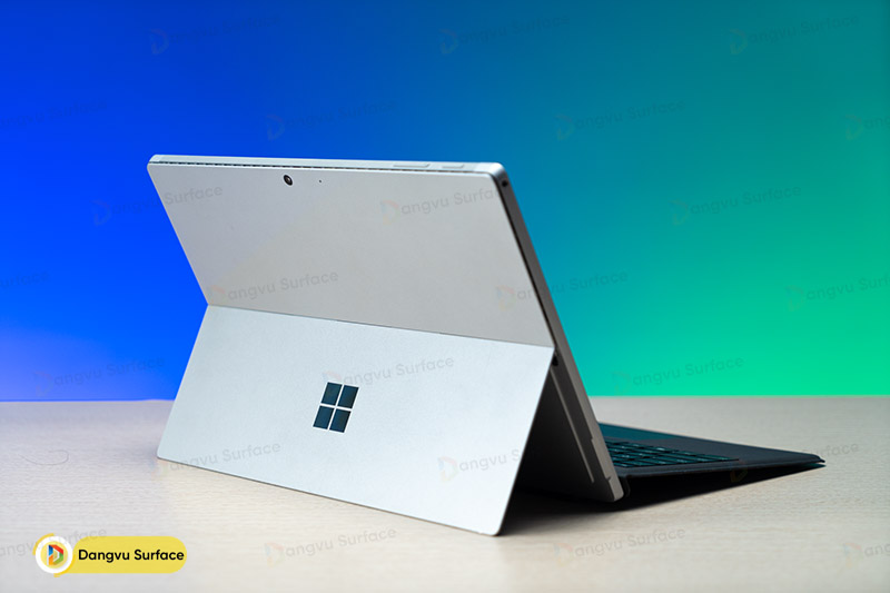 Surface Pro 7 Plus i5/8/128
