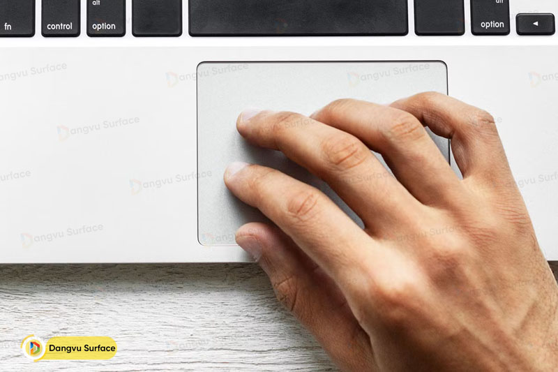 Hướng dẫn một số kiểu cử chỉ của bàn di chuột trên Windows 11