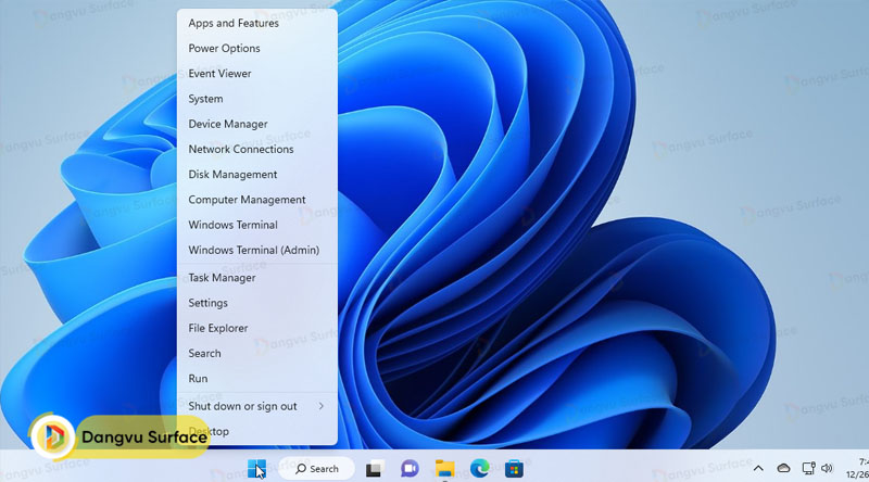 Sử dụng chuột của bạn để truy cập Menu Power User