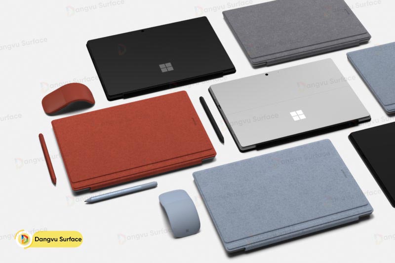 Microsoft còn sản xuất thêm bộ bàn phìm, chuột, bút tông màu đỏ