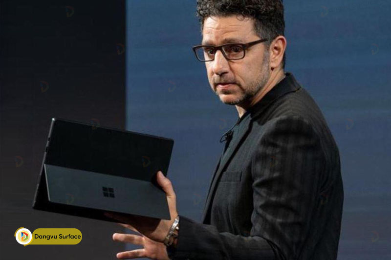 Panos Panay và dòng sản phẩm Surface Pro chiến lược của Microsoft