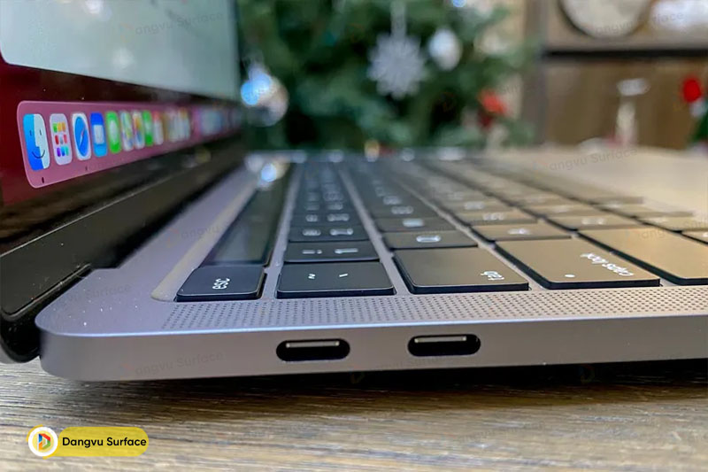 Cổng kết nối của Macbook Pro