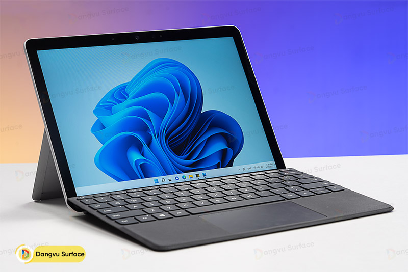 Màn hình Surface Go 3 là 10.5 inch, độ phân giải full HD 1.9230x1.280 pixel