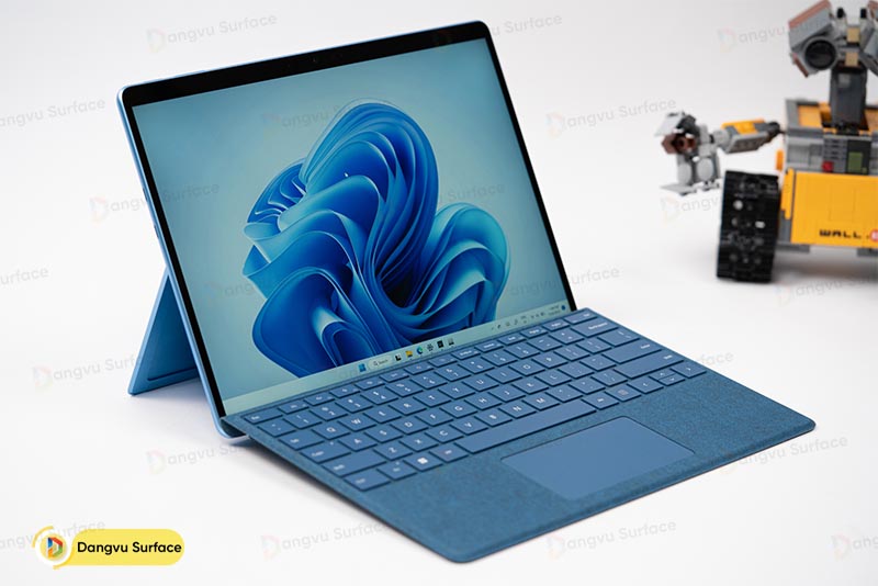 Surface Pro 9 là chiếc laptop cảm ứng với những thông số vô cùng ấn tượng