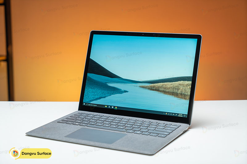 Surface Laptop 5