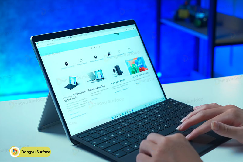 Một màn hình thích hợp để làm mọi công việc