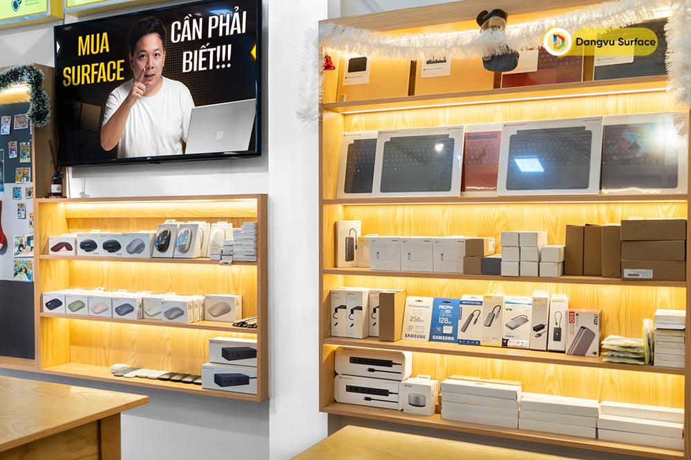 Đăng Vũ Surface đang sở hữu duy nhất máy Surface Pro 8 i3 tại Việt Nam