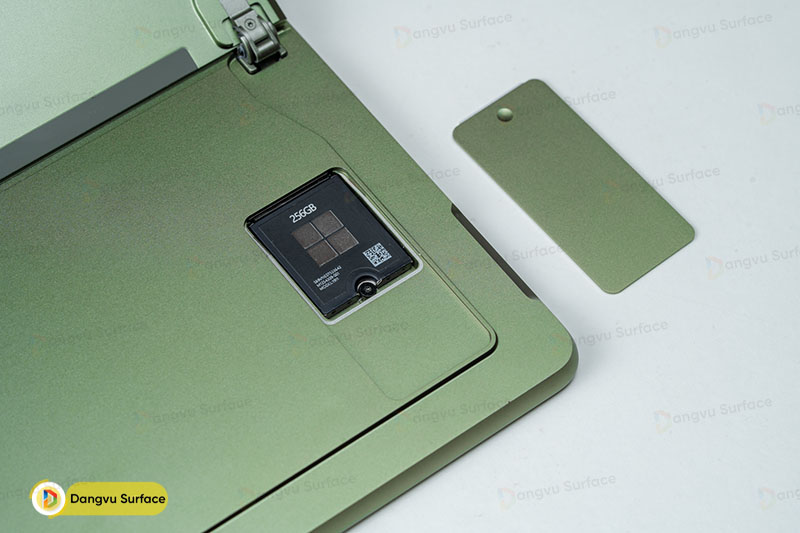 Thiết kế bộ nhớ trên Surface Pro 9 Forest