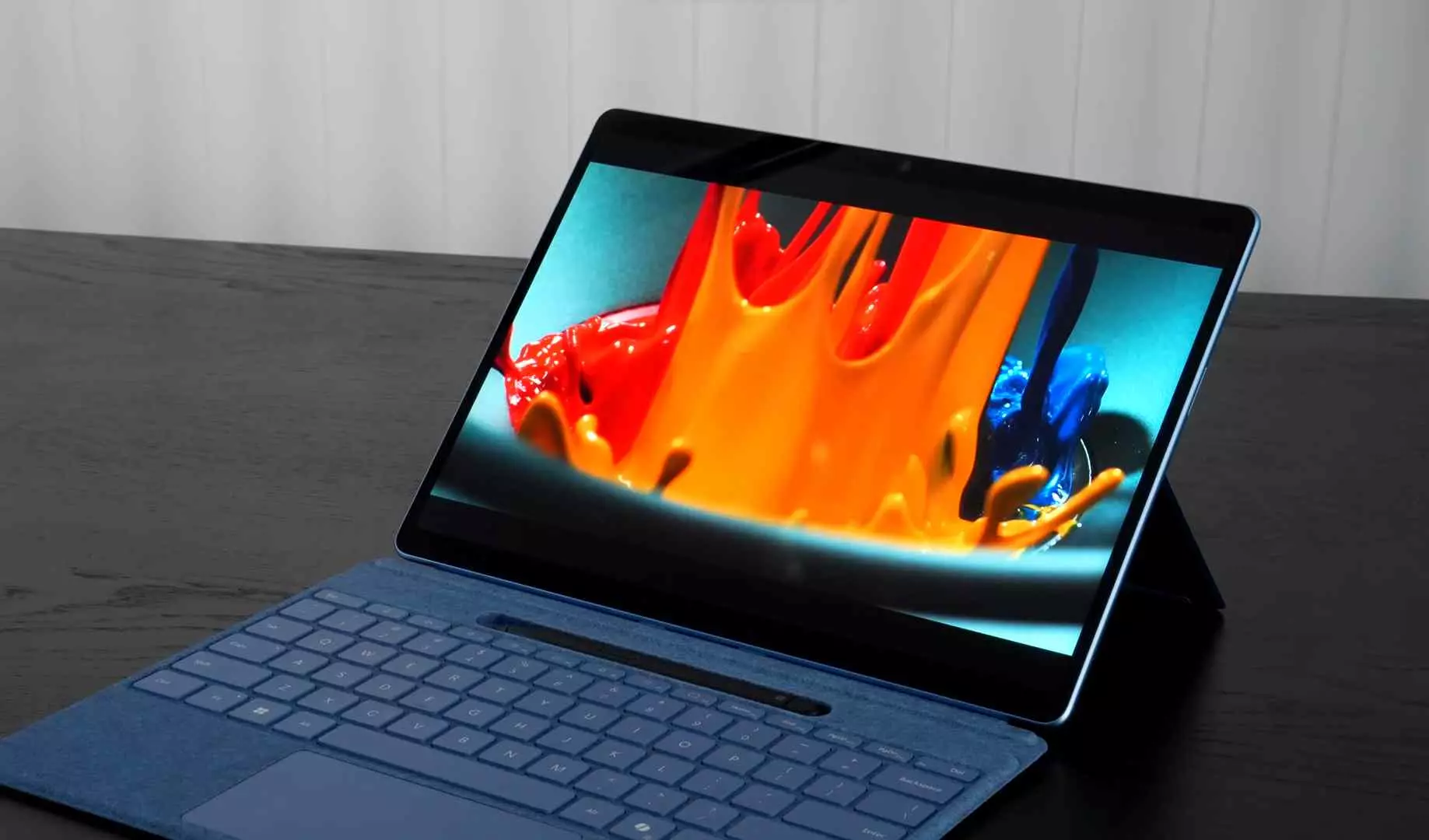 Màn hình Surface Pro 11