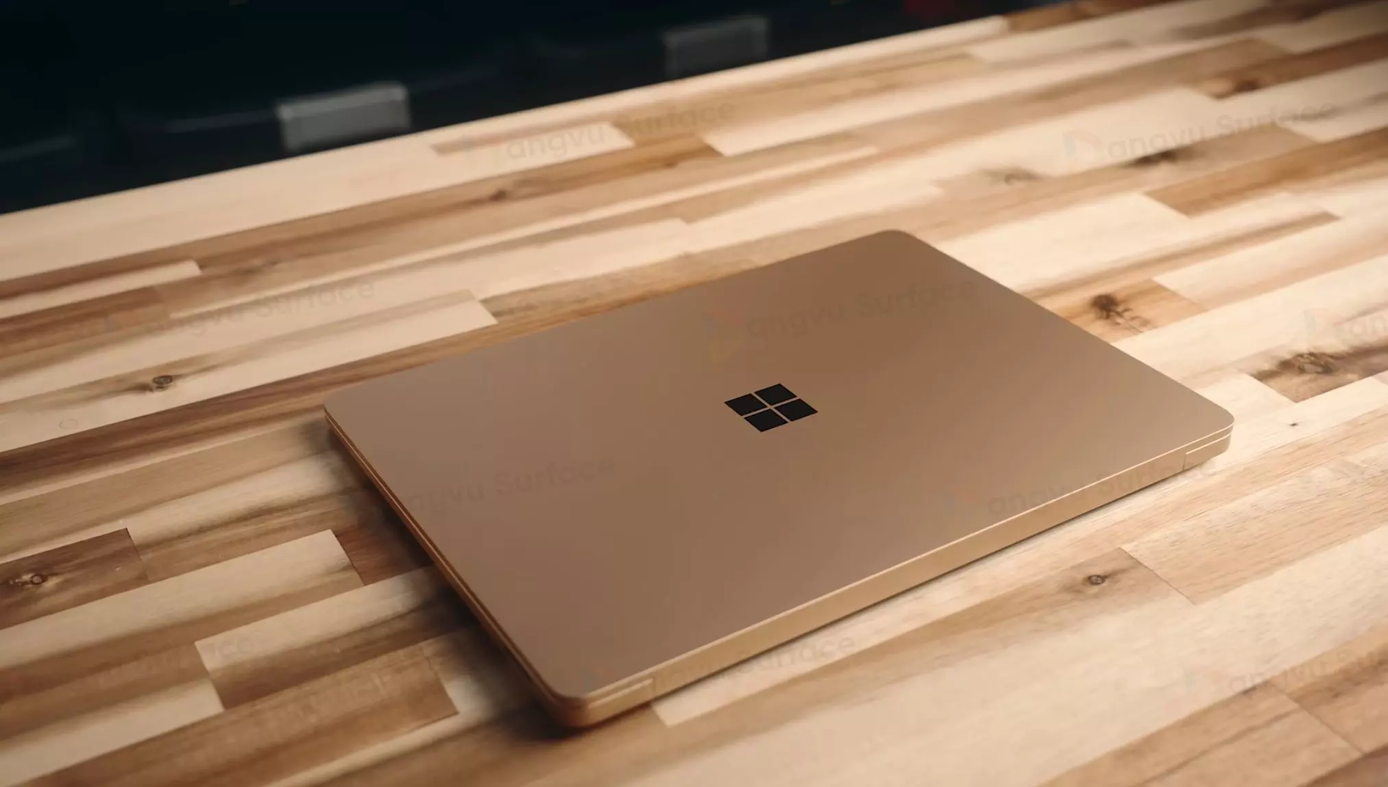 Surface Laptop 7 có trọng lượng khoảng 1,34 -1,66 kg